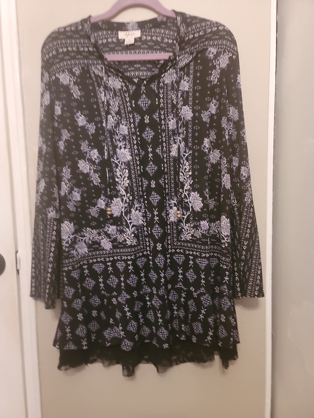 Style & Company Boho Floral Tunic Top - Black with White Print Size M